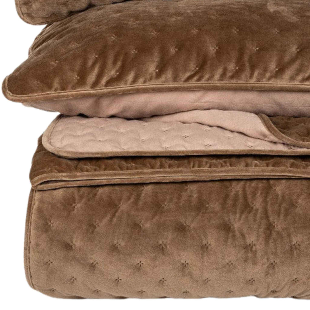 BALI VELVET QUILT SET