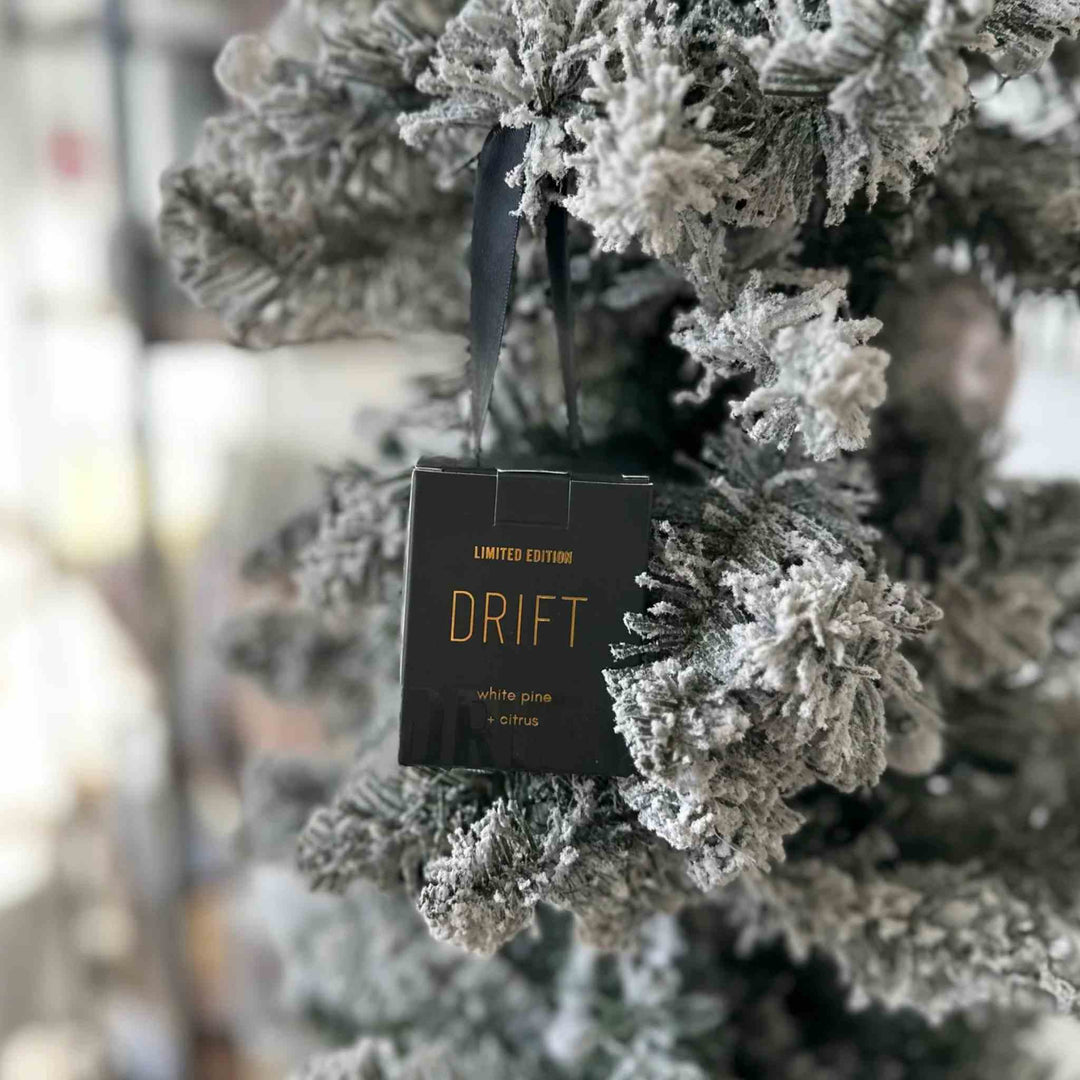 CANVAS HOLIDAY CANDLE