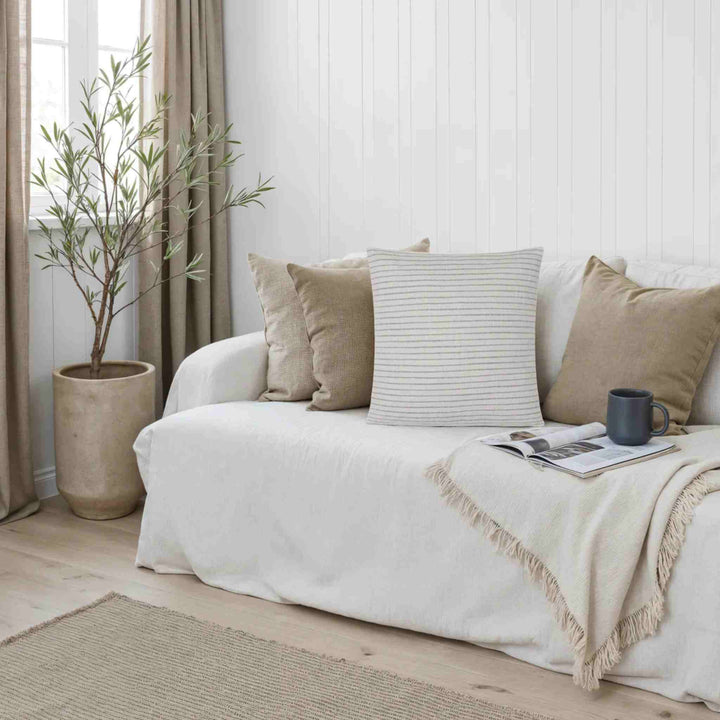LEIGHTON PILLOW