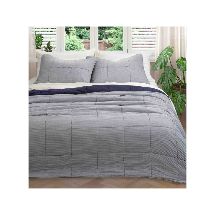 TAGLIATELLE STRIPED REVERSIBLE QUILT
