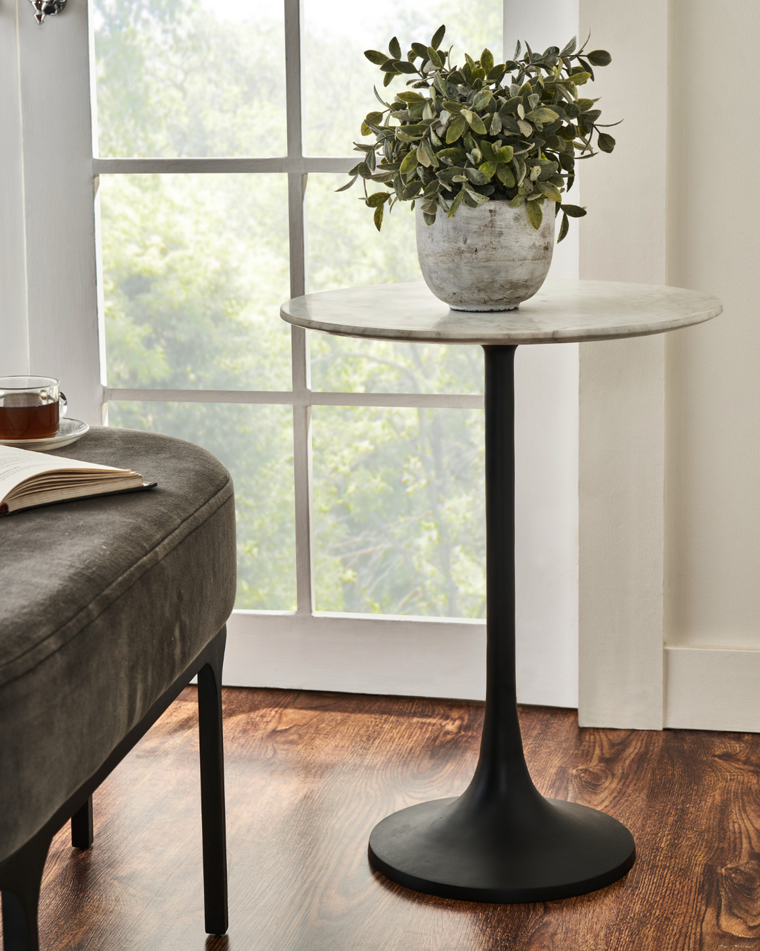 MOUNTAIN ACCENT TABLE